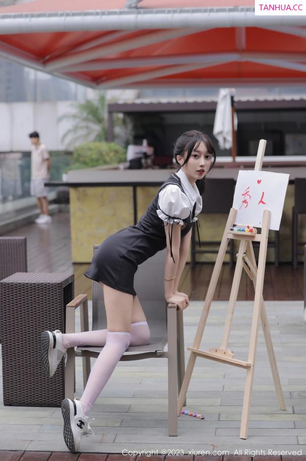 玥儿玥  [XiuRen]高清写真图 2023.06.09 No.6889 玥儿玥er 丝袜美腿第17张图片